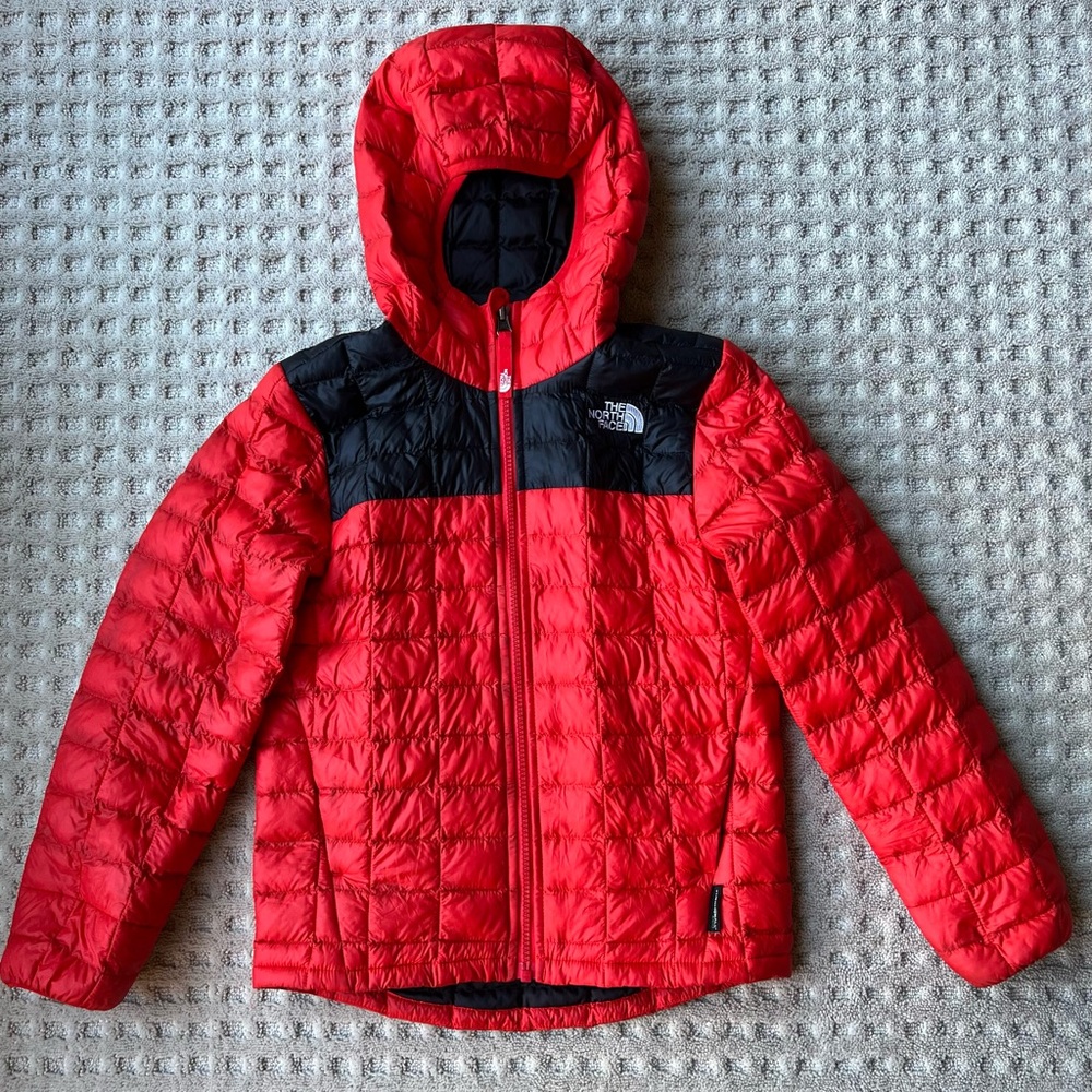 North face Thermoball coat